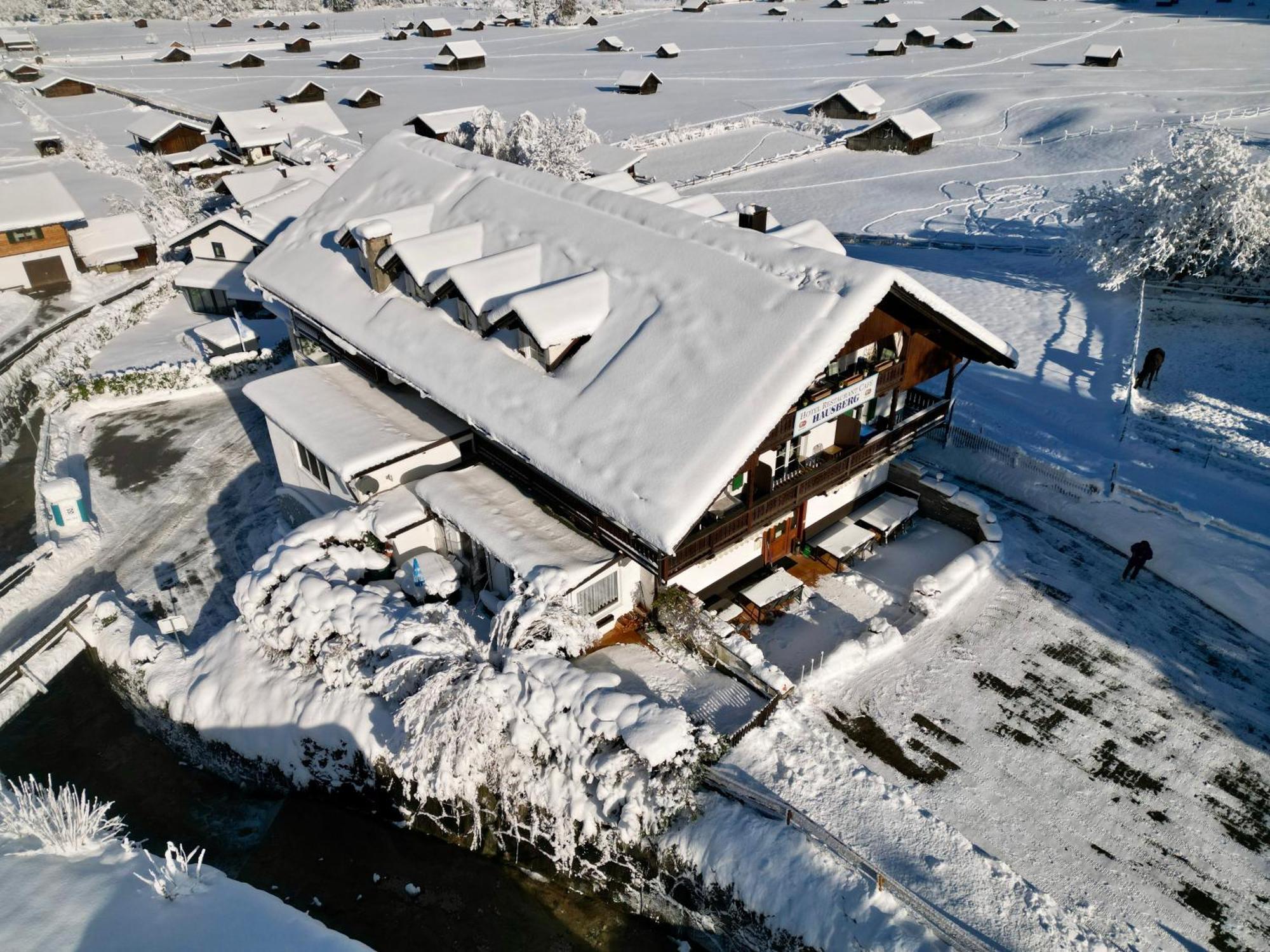 Hotel Restaurant Hausberg Garmisch-Partenkirchen Exterior foto